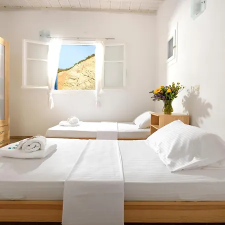 Crysta Mykonos * Elia (Mykonos)