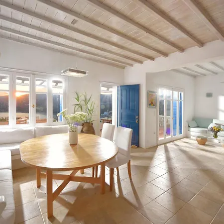 Crysta Mykonos Villa